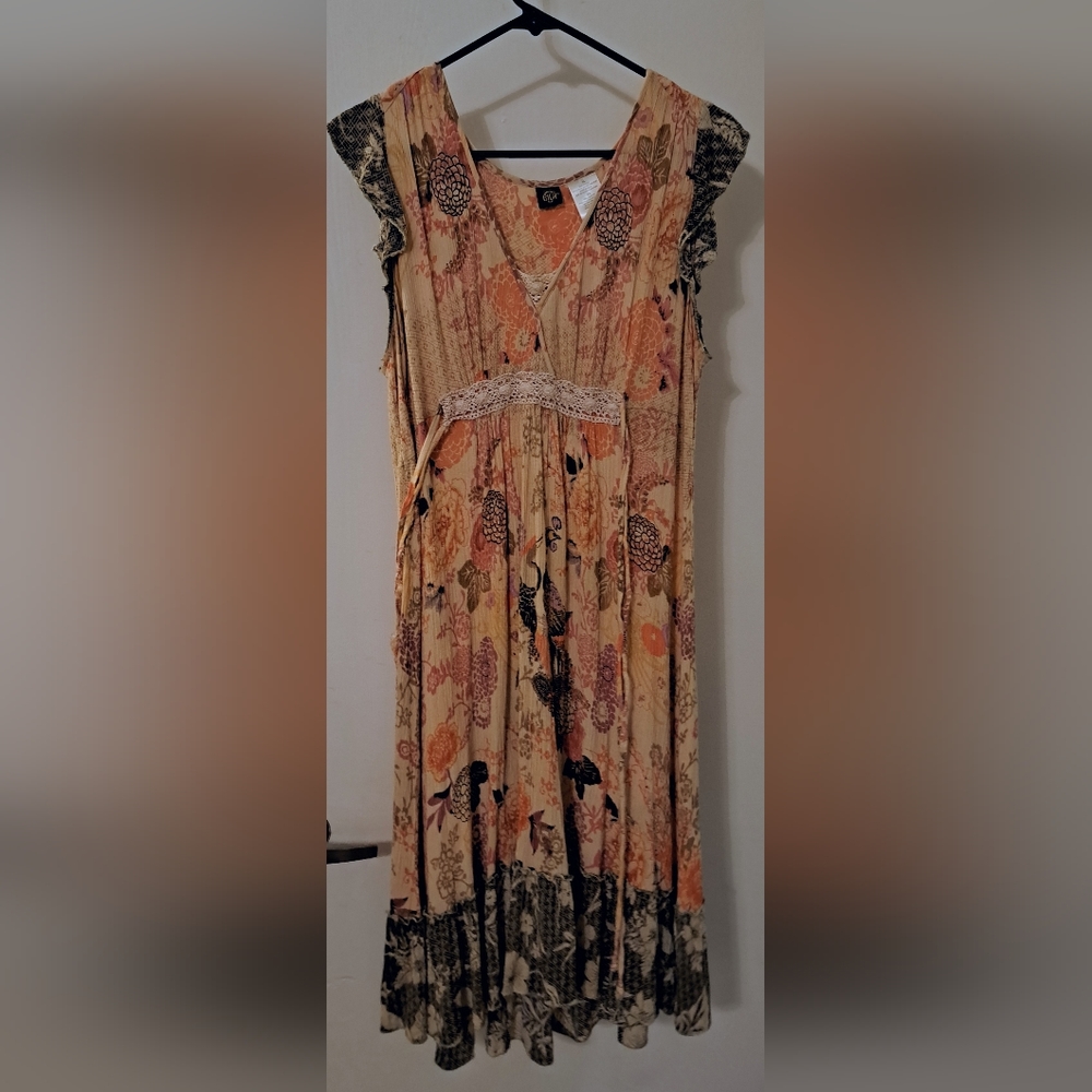 Cap sleeve lightweight dress, Peach colored, XL